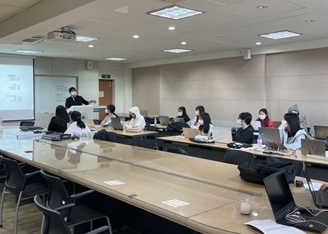 수업 연계 현장실무전문가 및 졸업생 초청 특강
